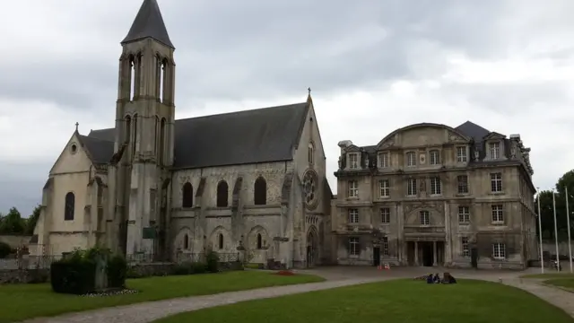 Абатство Святого Венсана в Санлісі