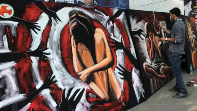 ধর্ষককে বিয়ে করতে হলে তা ধর্ষিতার মনে চিরস্থায়ী ক্ষত সৃষ্টি করতে পারে