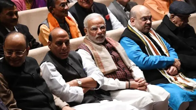 ప్రధాని నరేంద్ర మోదీ, కేంద్ర మంత్రులు అరుణ్ జైట్లీ, రాజ్‌నాథ్ సింగ్, బీజేపీ అధ్యక్షుడు అమిత్ షా