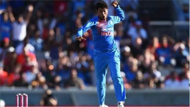 కులదీప్ జోరు