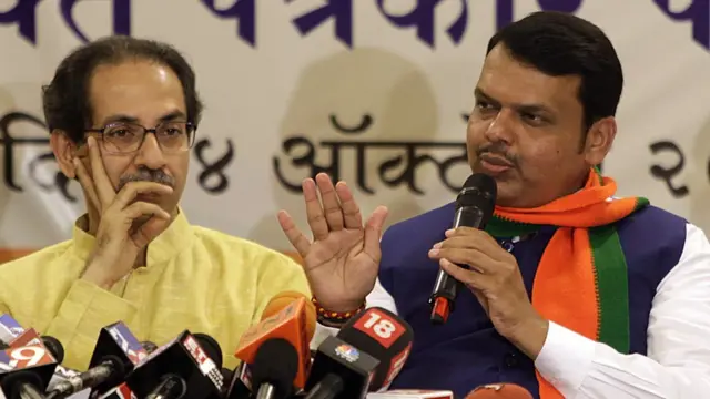 उद्धव ठाकरे देवेंद्र फडणवीस