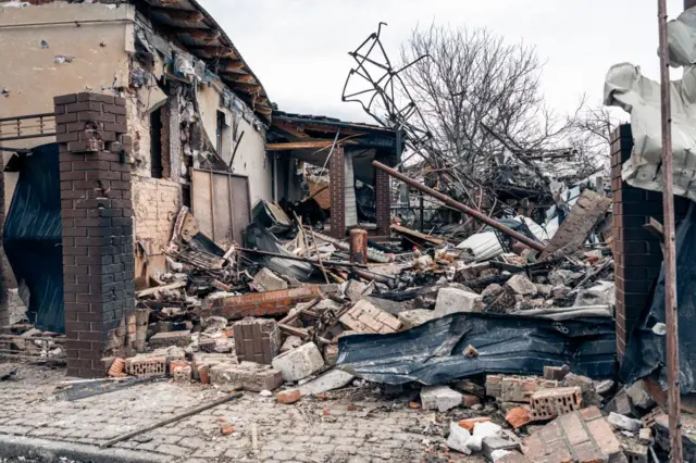 Краснопілля після російського обстрілу