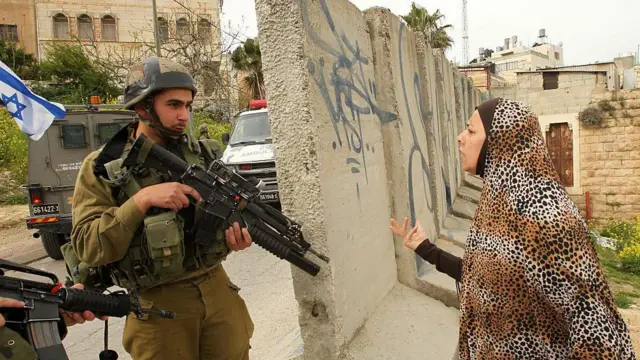 Qizni boglang va jinsiy aloqani onlayn tomosha qiling