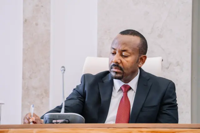 ጠቅላይ ሚኒስትር ዐቢይ ፓርላማ ቀርበው ንግግር ሲያደርጉ 