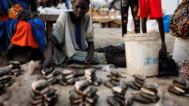 Nwaanyị na-ere azụ na Bentiu Camp