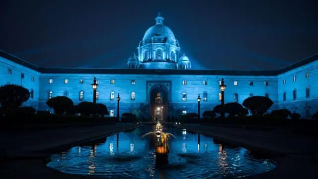 আলোকসজ্জায় সজ্জিত দিল্লির সাউথ ব্লক