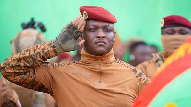 Capt Traoré afatwa na benshi nk'urimo kuzana impinduramatwara ikomeye mu gihugu cye