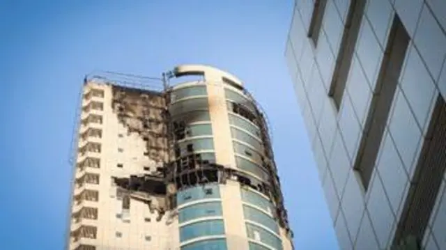 Пошкоджені будівлі після ударів дронів в Бахрейні 