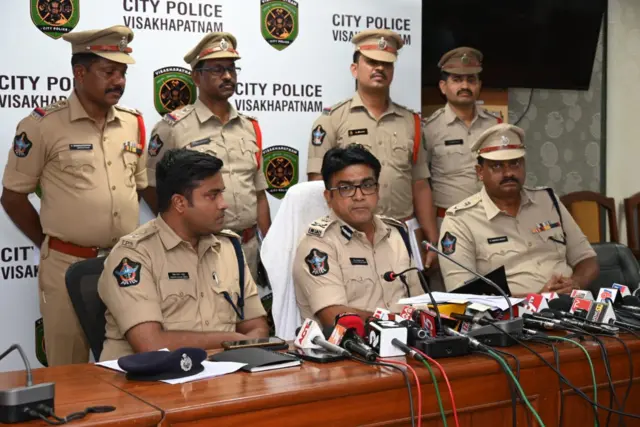 విశాఖ పట్నం 