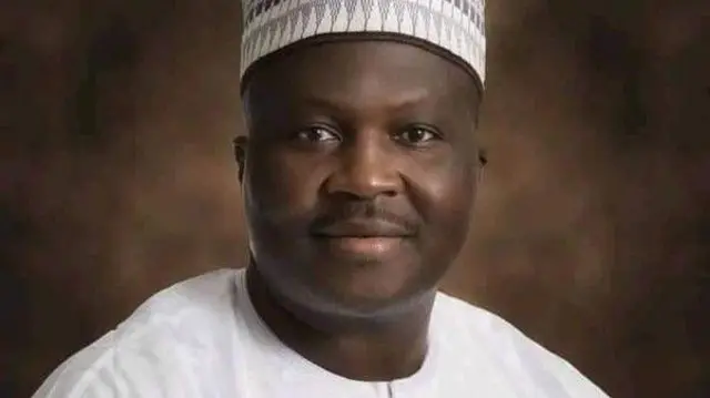 Masanin tattalin arziƙi, Shu'aibu Idris Mikati