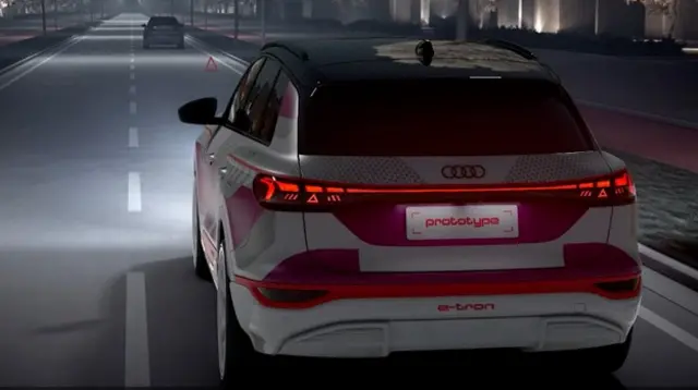 چراغ‌های عقب آئودی Q6 با طرح‌های مختلف به رانندگان و عابران هشدار می‌دهد