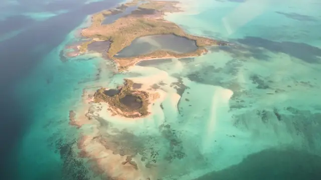 Vista aérea de Los Roques.