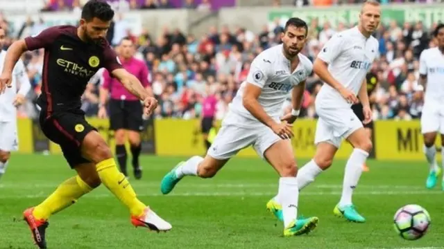 Har yanzu Manchester City ce take kan gaba a teburin gasar Premier