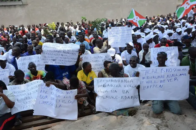 Abarundi bamwe bavuga ko igihugu cyabo cyunze ubumwe kandi gifite amahoro