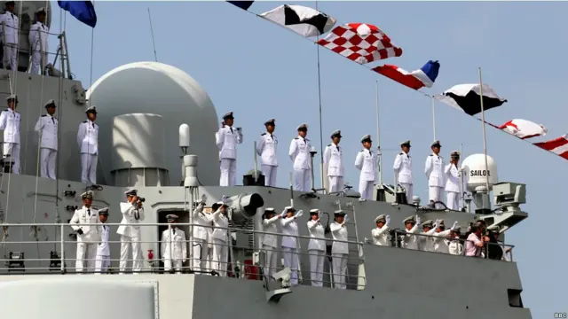 中国的导弹驱逐舰海口号