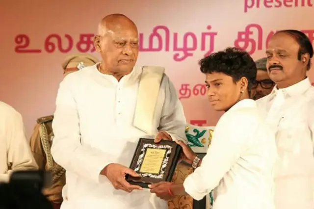 குத்துச்சண்டை காதலி துளசி ஹெலன்: விளையாட்டில் பெண்களை ஊக்குவிக்க புல்லட் பயணம்