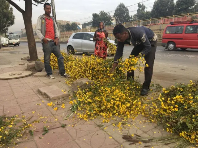 የአደይ አበባ ገበያው እየደራ ነው