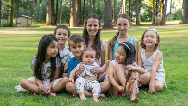 Ilustrasi kakak adik