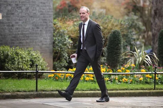 ဗြိတိန်လက်ထောက်ဝန်ကြီးချုပ် နုတ်ထွက်