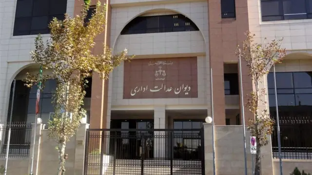 کامبیز نوروزی، حقوقدان، دستور دیوان عدالت اداری برای توقف بازگشایی اینترنت را «شتابزده و بدون داشتن استدلال حقوقی روشن» دانست