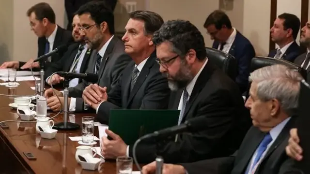 Bolsonaro e Ernesto Araújo