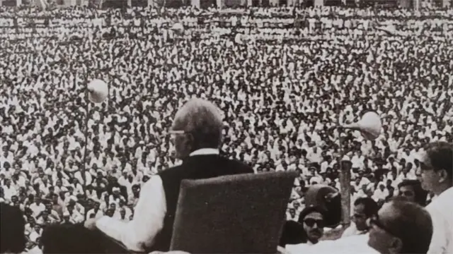 ఢిల్లీలో జేపీ సభను విఫలం చేయడానికి దూరదర్శన్ లో 'బాబీ' సినిమా వేయించారు ఇందిర మంత్రి