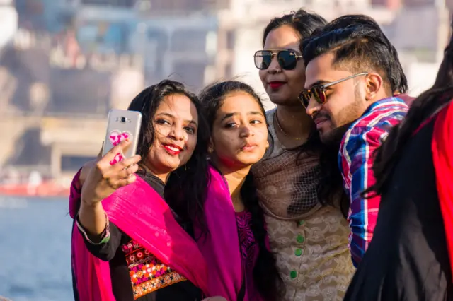 પ્રતીકાત્મક તસવીર