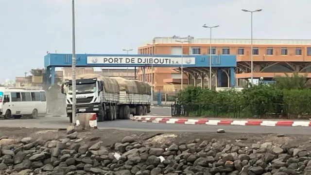 ጂቡቲ አጠቃላይ የአገሪቷን 70 በመቶ ገቢ የምታገኘው ወደብ በማከራየት ነው።