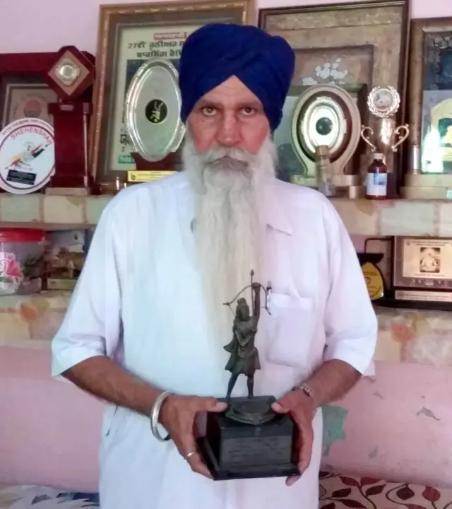 ਕੌਰ ਸਿੰਘ