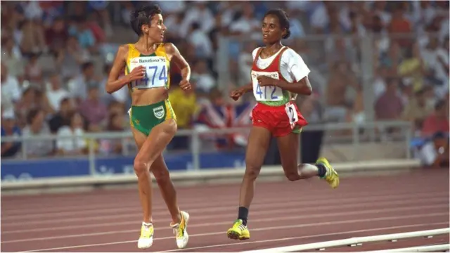 ደራርቱ ቱሉ እና ኤላና ሜየር በጋራ ሲፎካከሩ