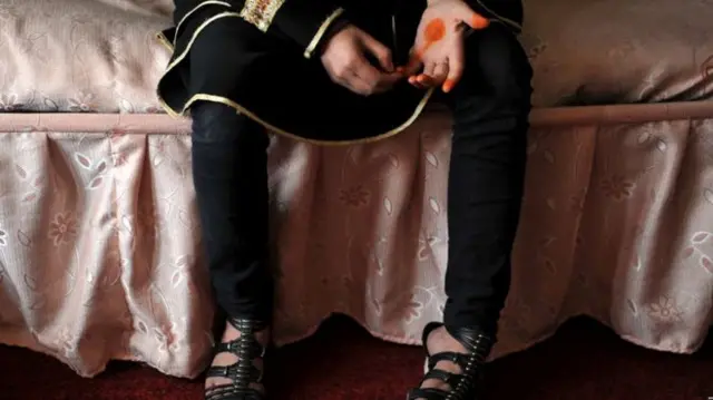 kawin paksa: ilustrasi