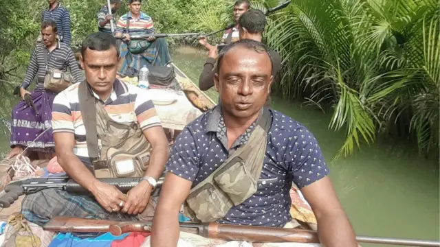 জাহাঙ্গীর বাহিনীর নেতা জাহাঙ্গীর শিকারি।