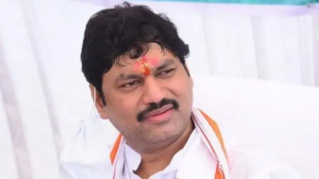 धनंजय मुंडे