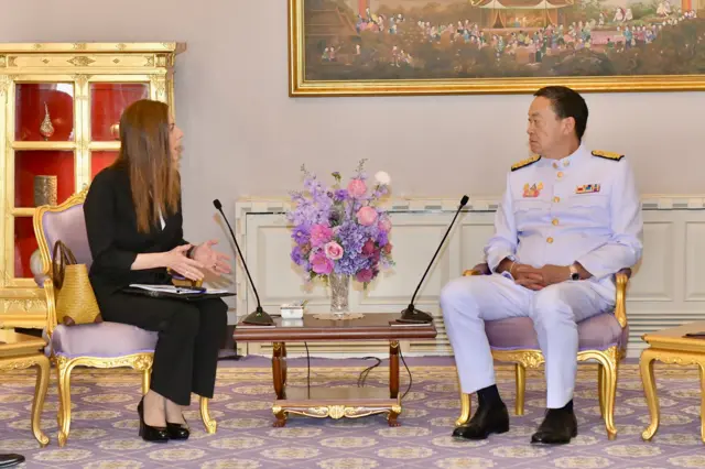 นายกรัฐมนตรีหารือกับ ออร์นา ซากิฟ เอกอัครราชทูตรัฐอิสราเอลประจำประเทศไทย ที่ทำเนียบรัฐบาล 13 ต.ค. 