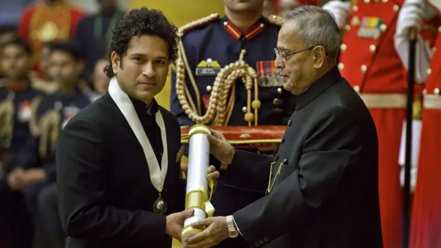 Sachin Tendulkar - சச்சின் டெண்டுல்கர்
