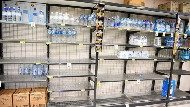 Tiyari watu wameanza kuondoa bidhaa kwenye maduka yao