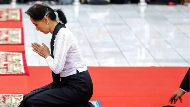 ၇၁ကြိမ်မြောက် အာဇာနည်နေ့အခမ်းအနားမှာ မြင်တွေ့ရတဲ့ ဒေါ်အောင်ဆန်းစုကြည်