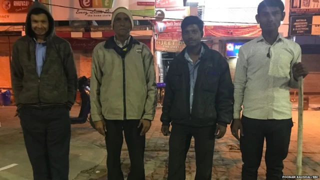 ચોકીદારોની તસવીર