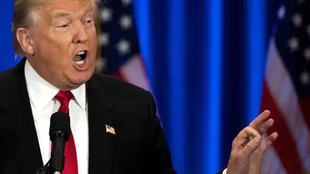 Дональд Трамп в своем отеле в Нью-Йорке