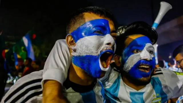 বাংলাদেশের আর্জেন্টিনার প্রতি সমর্থন দৃষ্টি কেড়েছে আর্জেন্টিনাতেও।