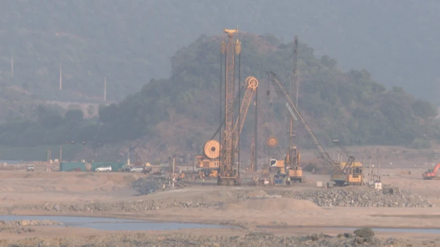 పోలవరం నిర్మాణ పనులు