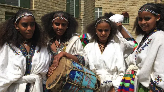 ኸበሮ ዝሓዛ ቖልዑ ኣሸንዳ