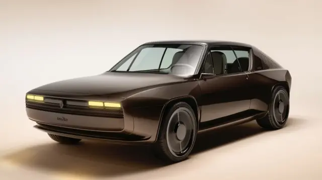 رنو ۱۷ جدید با همکاری اورا ایتو، طراح مشهور فرانسوی ساخته شده است