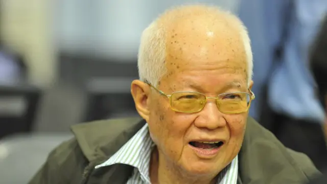 นายเขียว สัมพัน