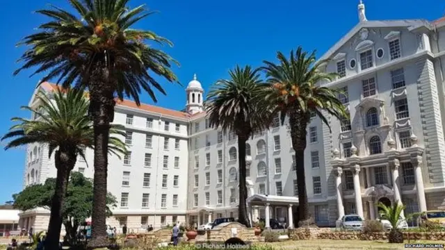 पहला हार्ट ट्रांसप्लांट