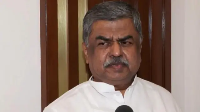 కాంగ్రెస్ నాయకుడు బి.కె హరిప్రసాద్ 