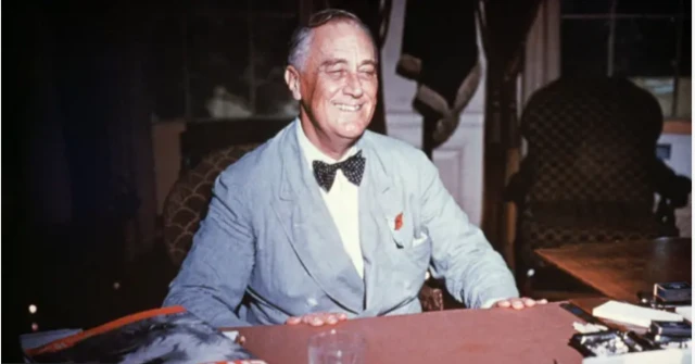 Franklin Delano Roosevelt waa madaxweynaha kaliya ee Maraykanka ee xilka hayay in ka badan laba xilli.