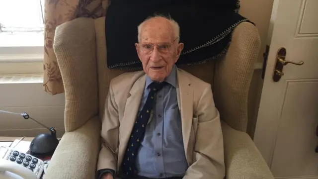 الطبيب بيل فرانكلاند