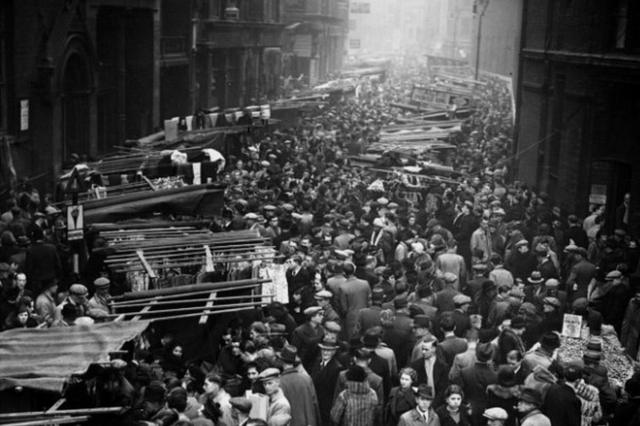 1939年——衬裙巷