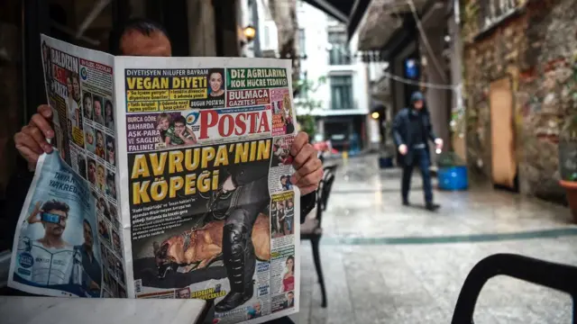 Seçmenlerin yüzde 34'üne göre Rutte'nin Türkiye ile yaşanan diplomatik krizi başarılı bir şekilde yönetmesi VVD'ye oy vermelerinde etkili oldu.